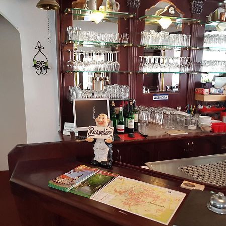 Hotel-Cafe Am Rathaus Gardelegen Buitenkant foto